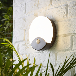COAST RANGE TURUS ROUND 15W LED BULKHEAD C/W PIR, BLACK POLYCARBONATE/OPAL DIFFUSER, IP65, CLASS 2 