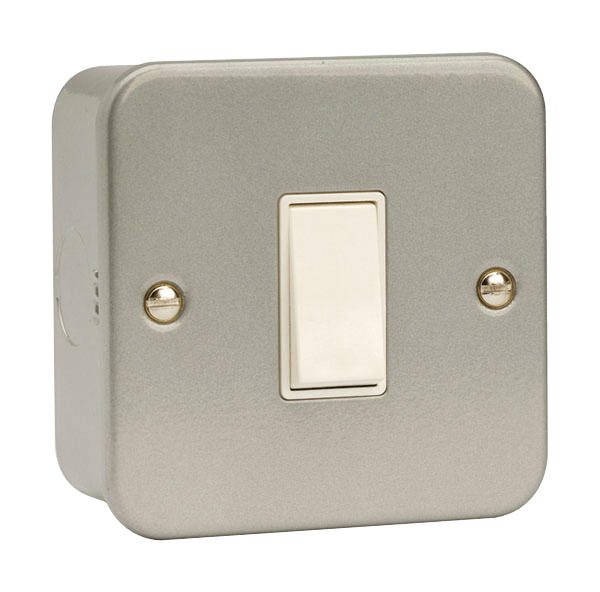 CLICK METAL CLAD 1G 2WAY SWITCH 