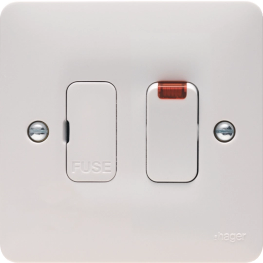 HAGER SOLLYSTA 13A FUSED CONNECTION UNIT, SWITCHED WITH LED INDICATOR